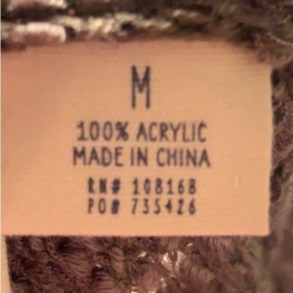 ANTHROPOLOGIE Sky + Sparrow Acrylic Loose Weave Cold Shoulder Sweater - Picture 5 of 6